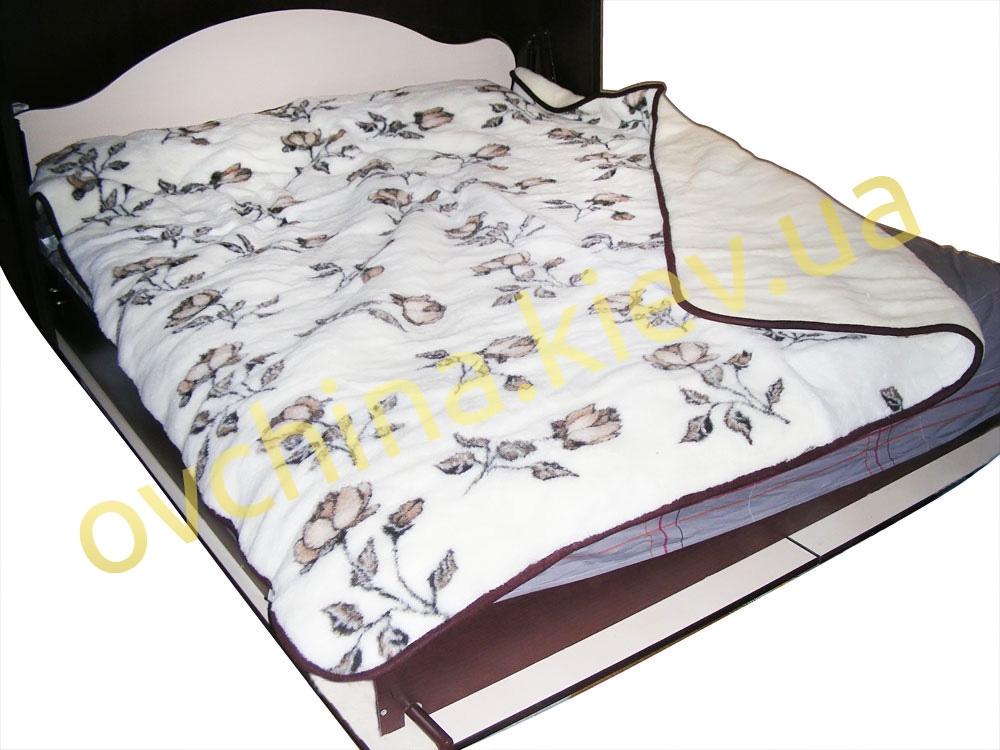 Одеяло двухспальное двухслойное